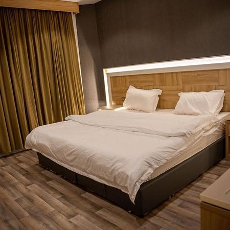 Classic Hotel Ал Ула Екстериор снимка